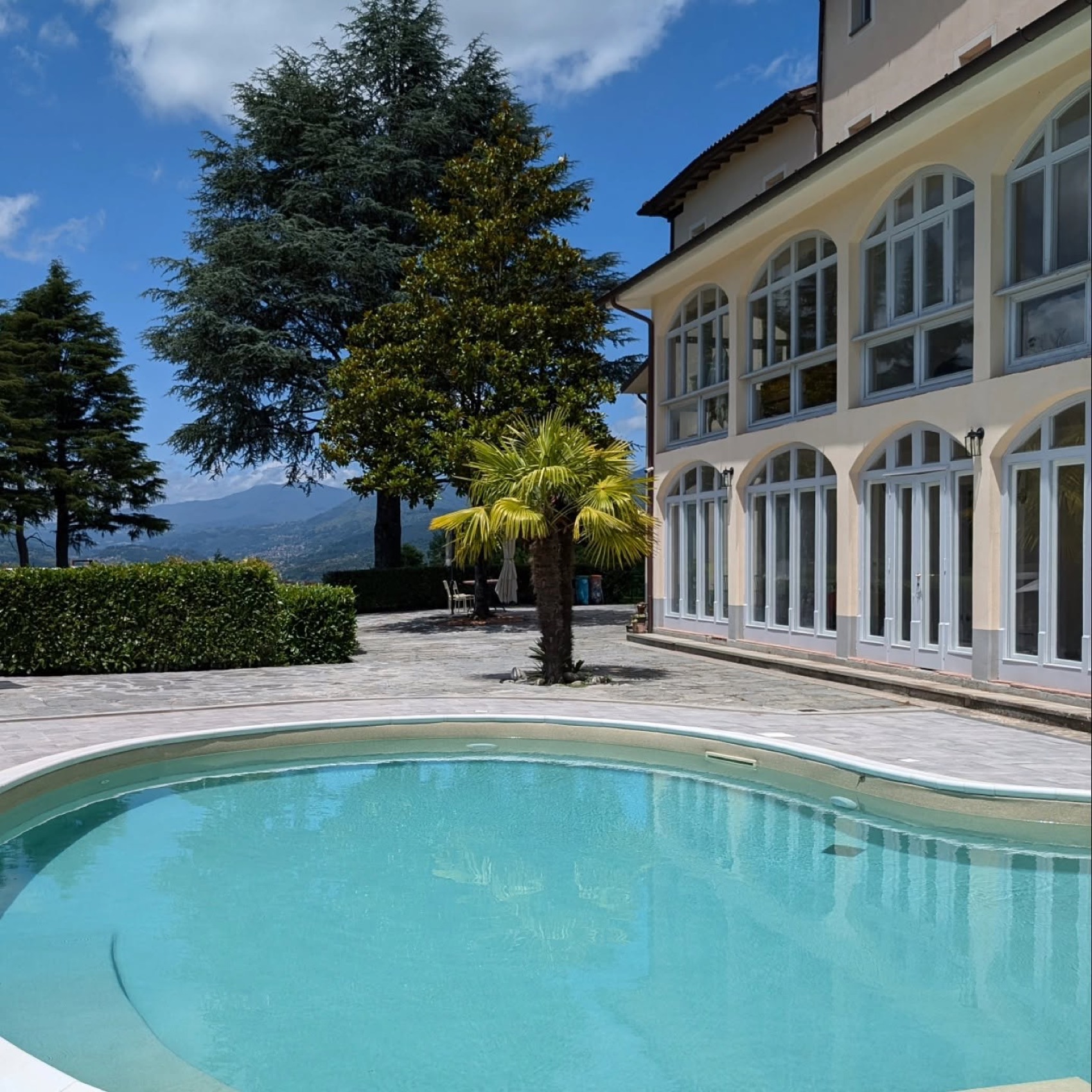 Villa Beatrice immersa nel verde della Garfagnana, Toscana